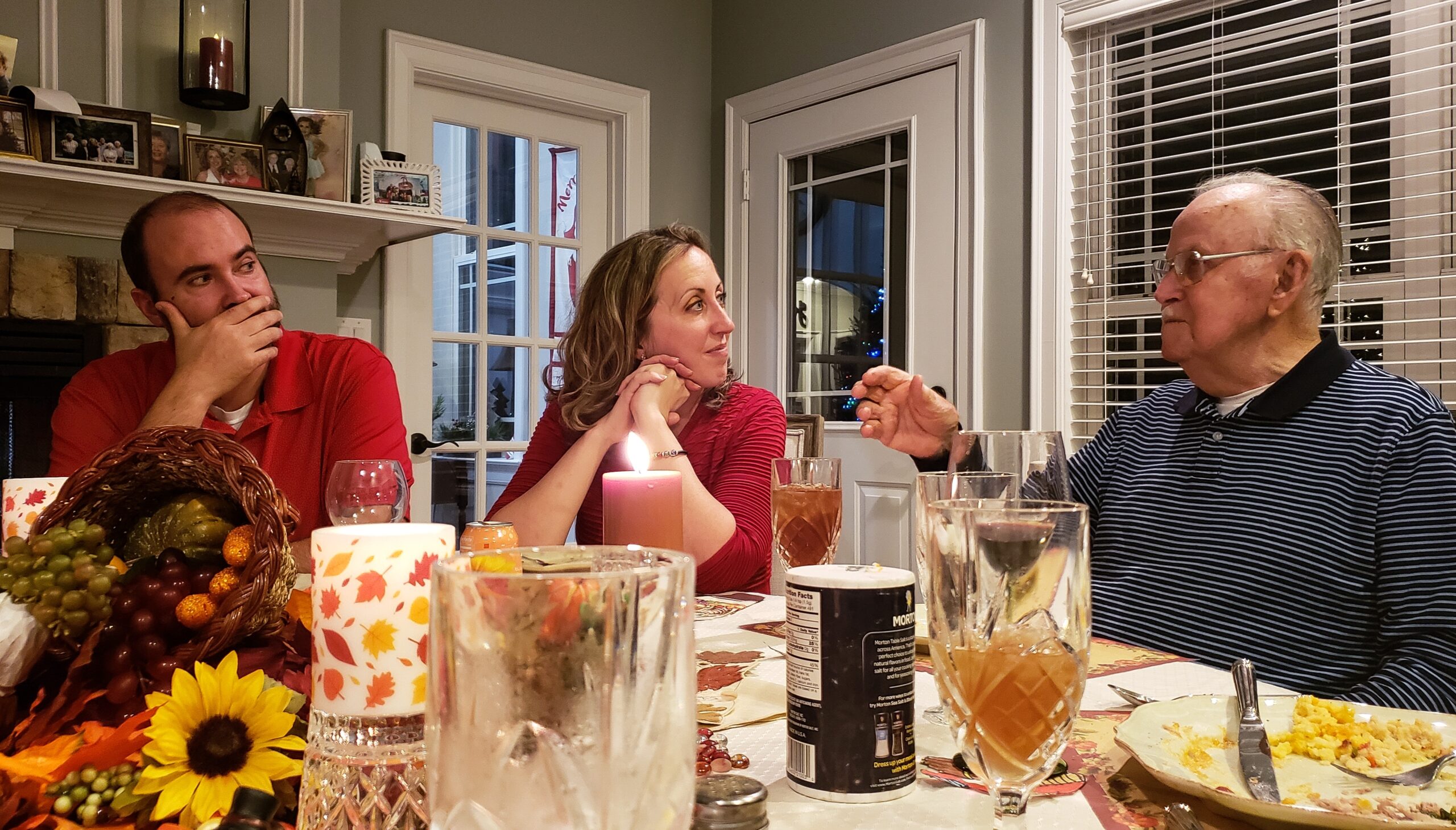 95-year-old-father-giving-all-his-thanks-when-it-s-2023-11-27-05-13-10-utc