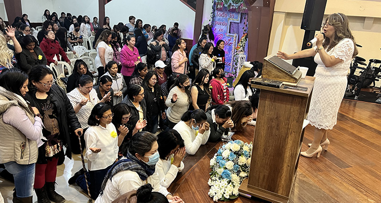 Ecuador-Womens-Conference