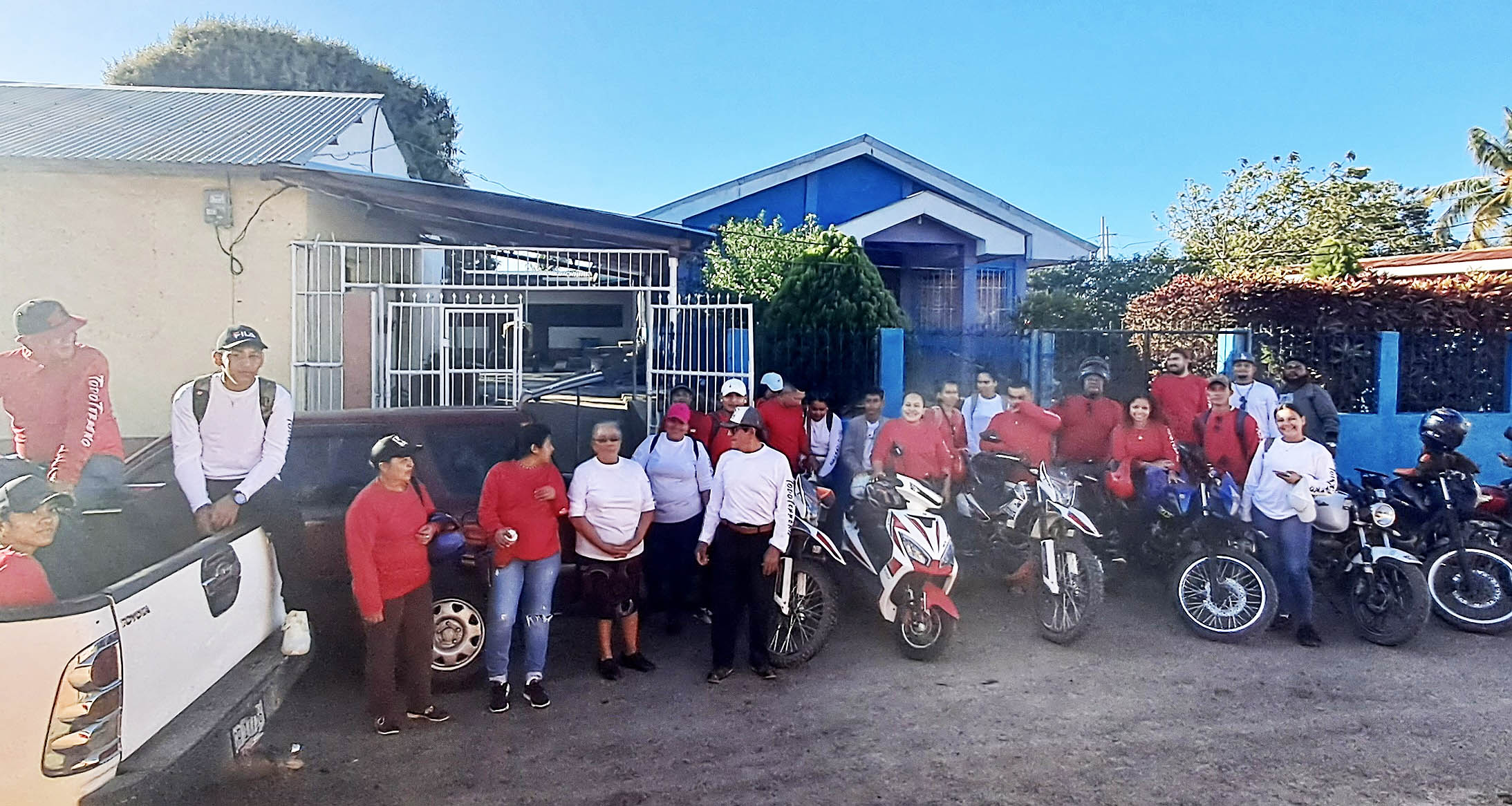 Meso_Nicaragua-bikers